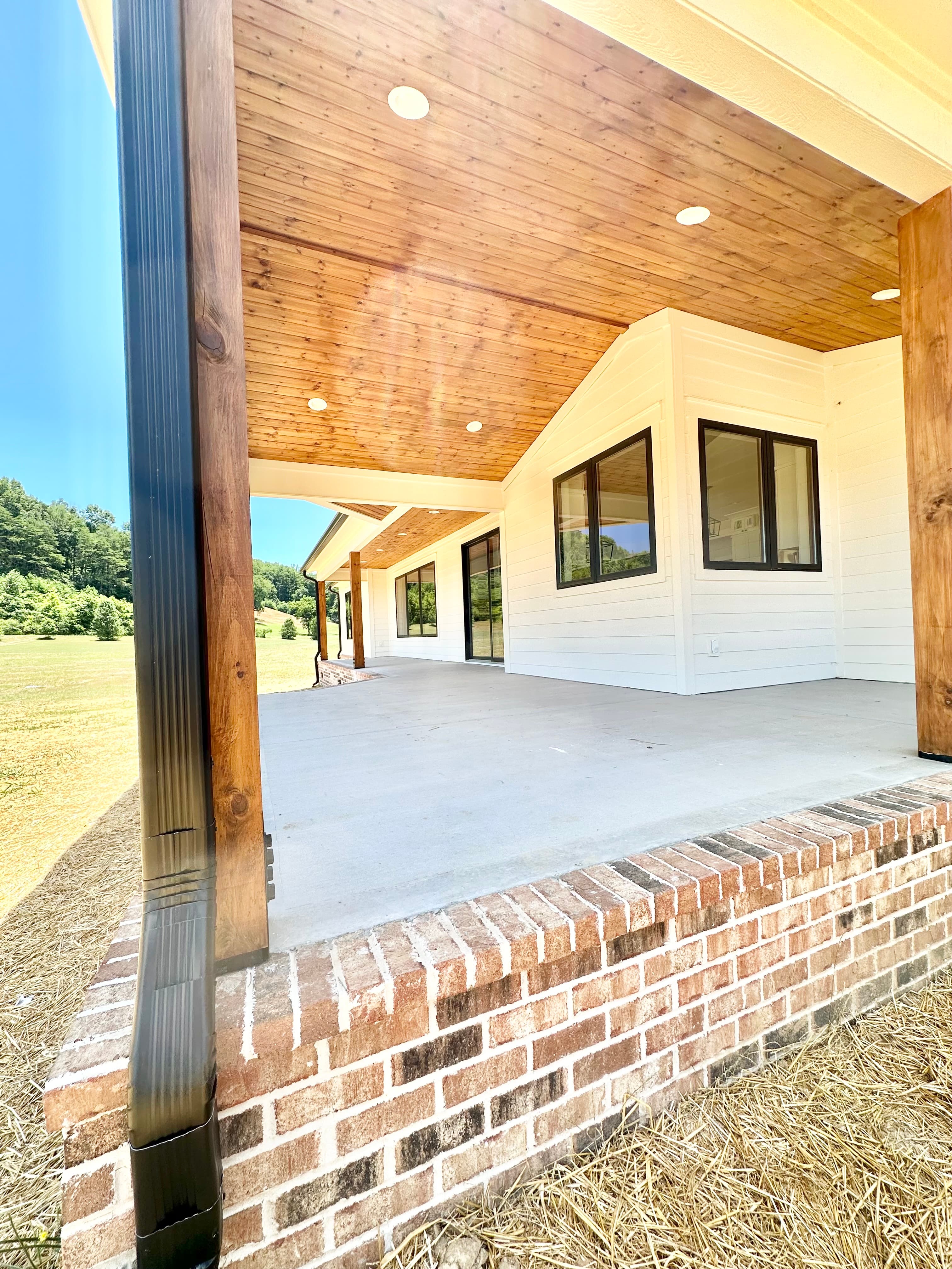 Espalier Drive photo 5