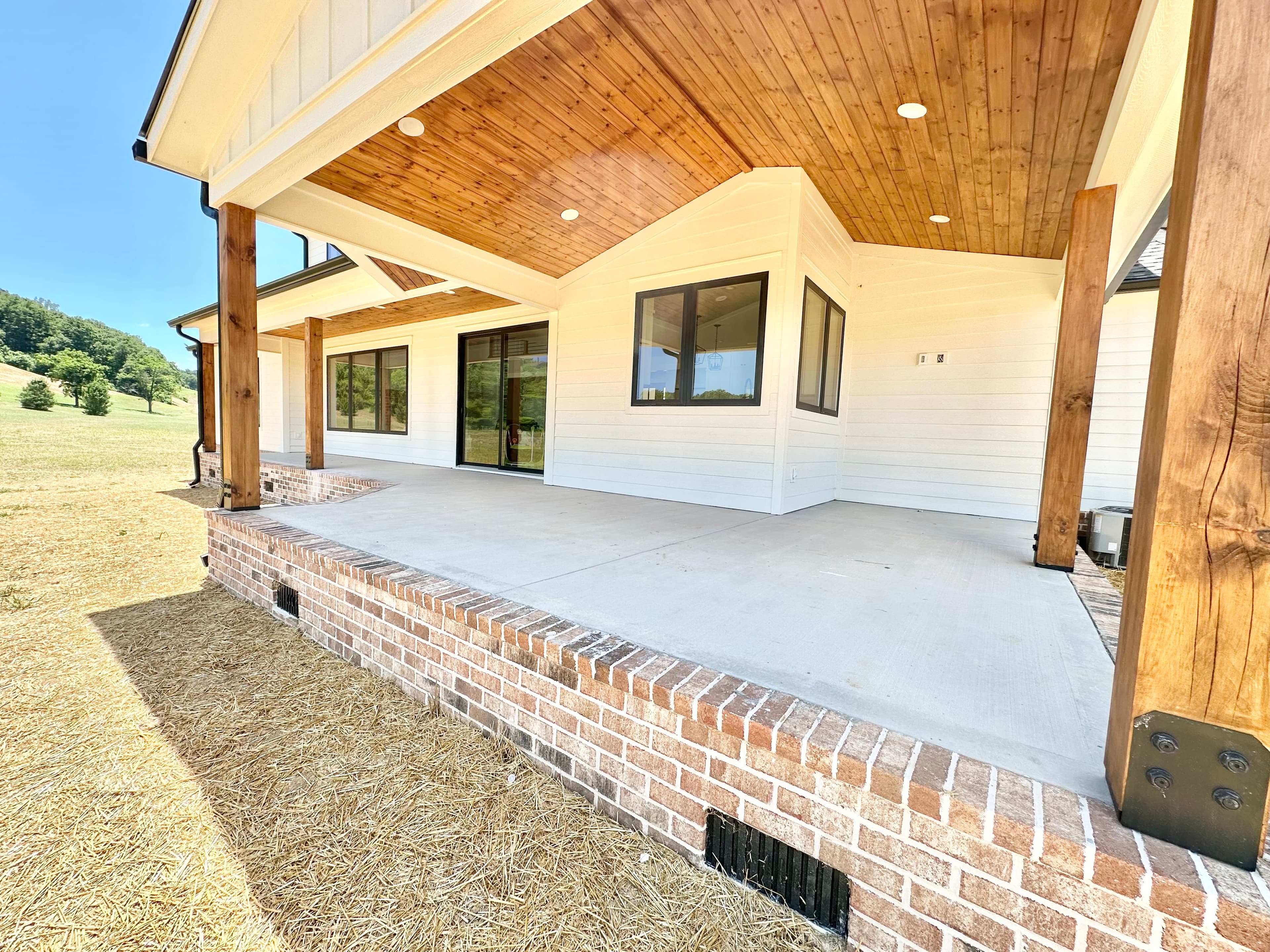 Espalier Drive photo 3